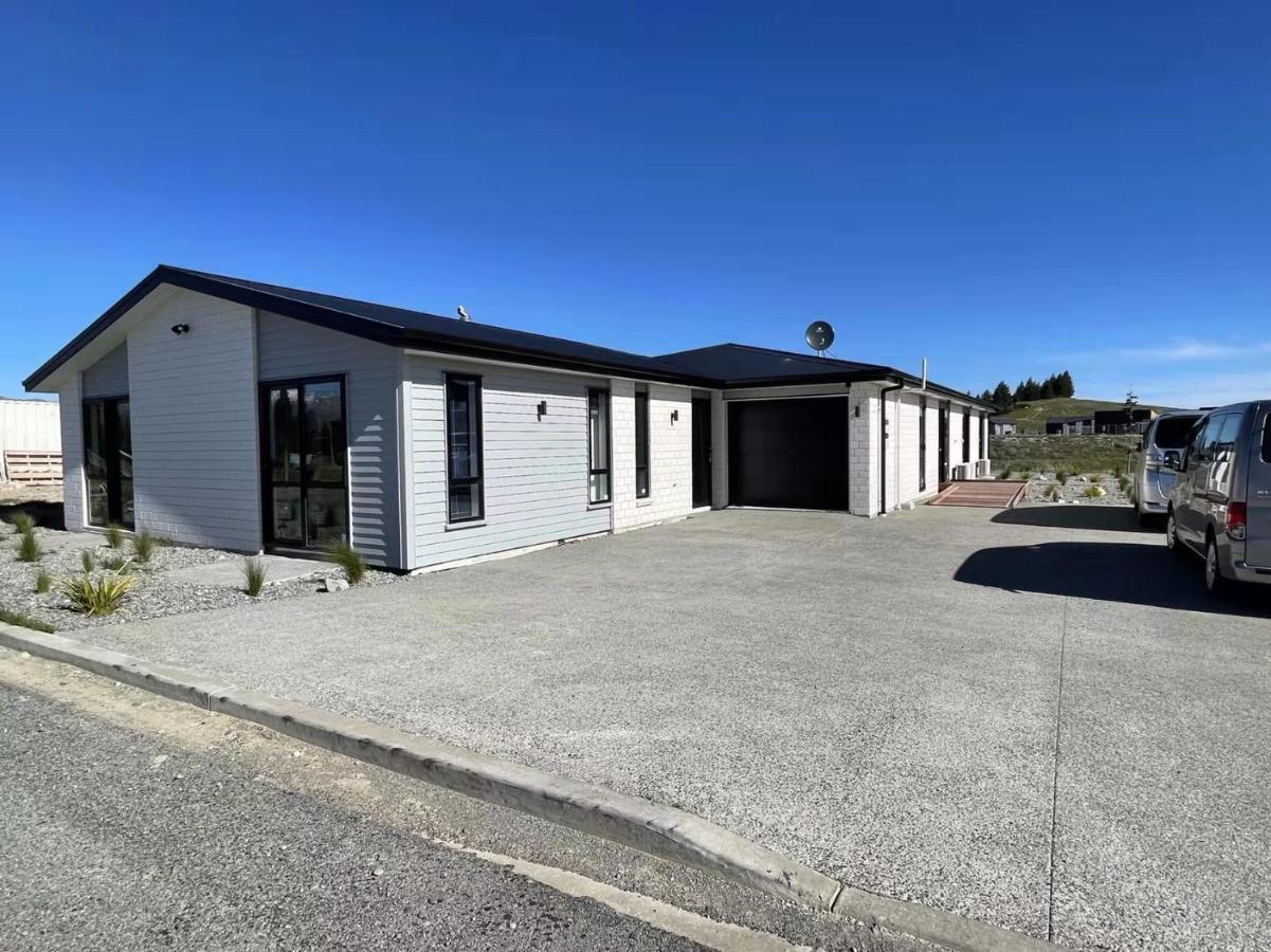April Lodge Lake Tekapo Exterior photo